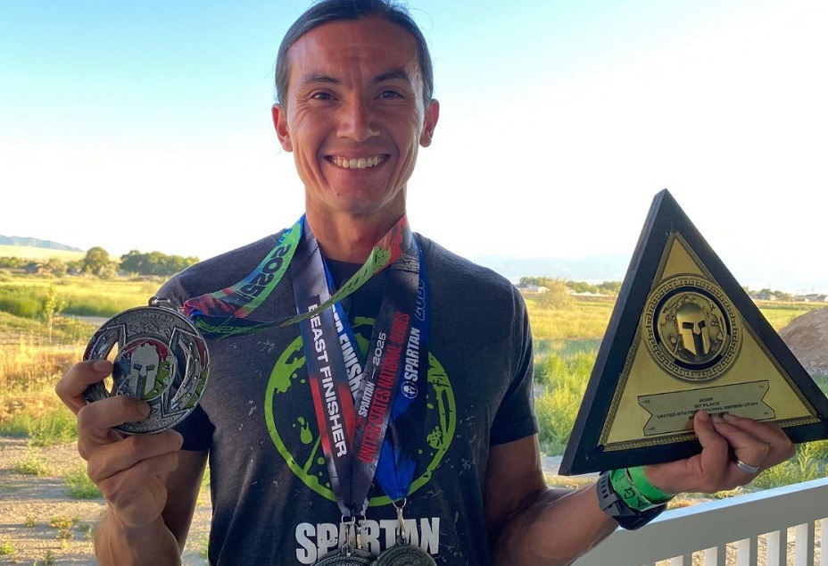 El atleta ecuatoriano Fernando Valenzuela se coronó campeón en la categoría élite de la modalidad Beast del Spartan Trifecta Weekend.