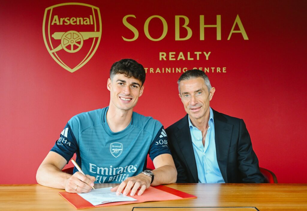 El portero español Kepa Arrizabalaga cedido nuevamente por el Chelsea; ahora ficha por el Arsenal