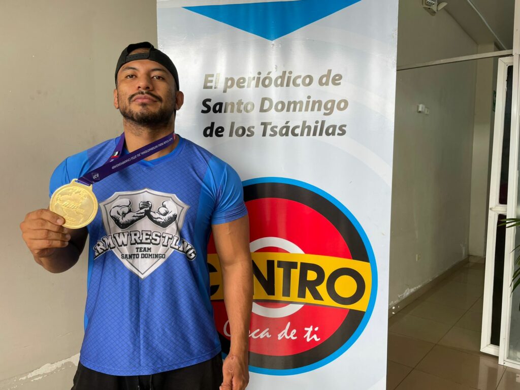 El santodomingueño Gustavo Reyes, instructor de gimnasio, conquista oro en Torneo Internacional de Jiu-Jitsu en Perú