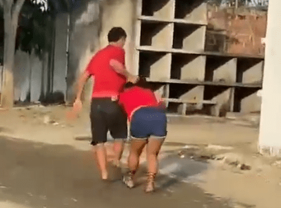 El video del momento de la agresión se ha viralizado en redes sociales