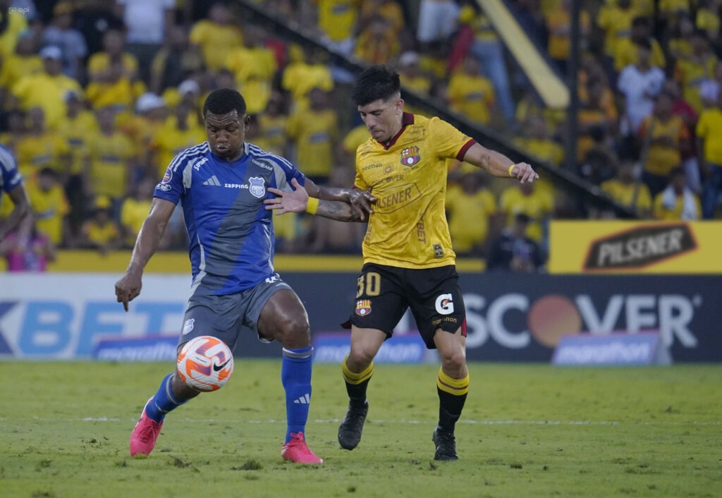 Emelec y Barcelona SC se enfrentan el 14 de septiembre en el Capwell