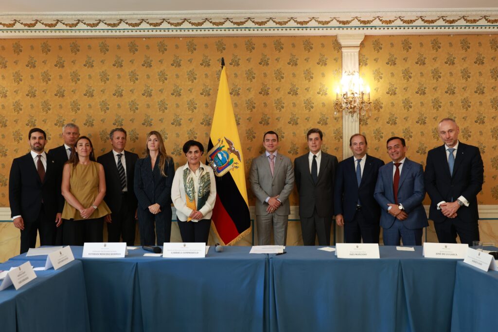 Empresarios italianos exploran inversiones en sectores clave de Ecuador con el presidente Noboa