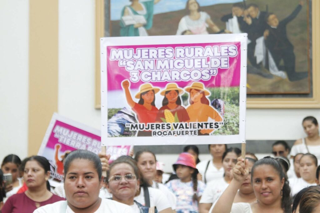 Escuela mujer rural