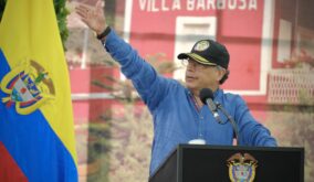 Fiscalía abre indagación formal por grabaciones que apuntarían a un plan para sacar a Petro del poder
