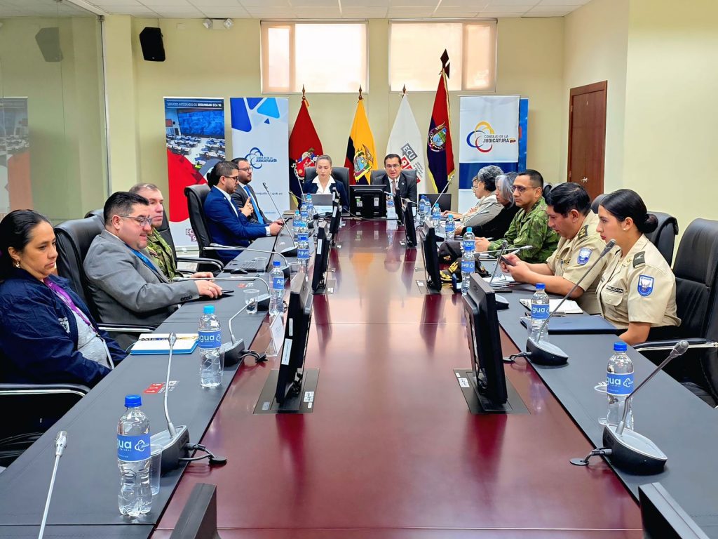 Fortalecimiento judicial en Chimborazo: Mesa interinstitucional impulsa coordinación