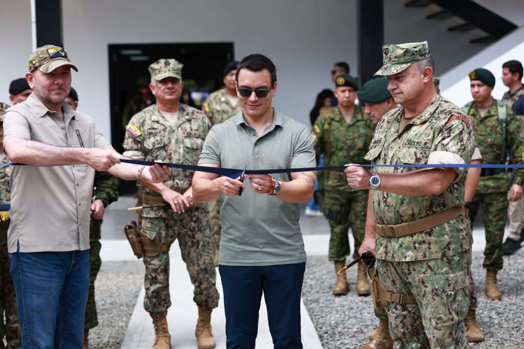 Fuerzas Armadas en Esmeraldas reciben nuevas infraestructuras de descanso