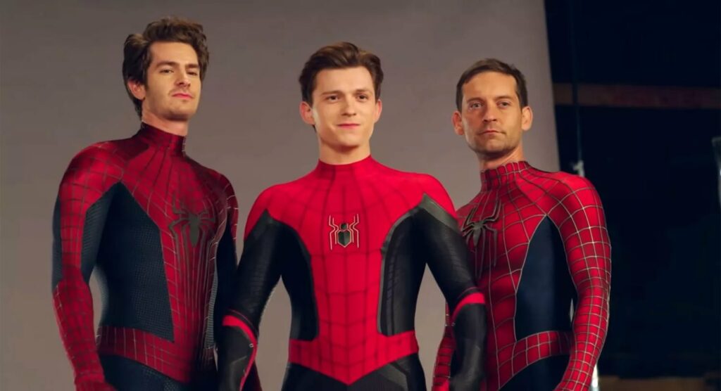 Los fans se mostraron entusiasmados por el encuentro entre los Spider-Man de los otros universos.