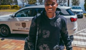 Hull City planea fichar definitivamente a Óscar Zambrano tras reducción de sanción