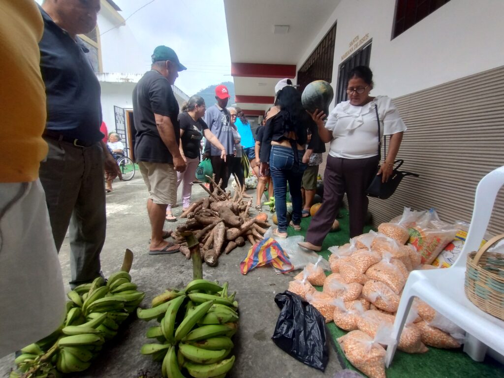 La venta de productos en el Festival de la Cosecha 2025