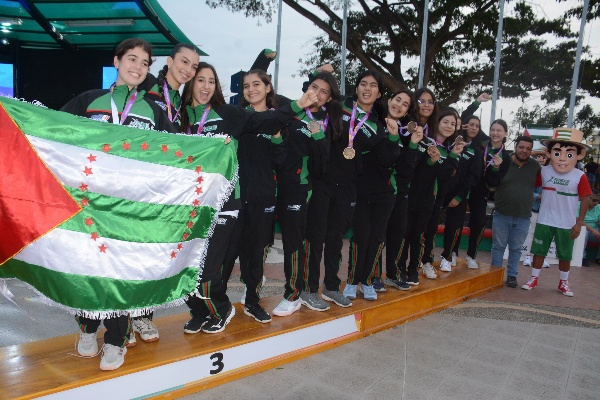 Integrantes de Manabí que participaron en los Juegos Nacionales del Ciclo Juvenil.