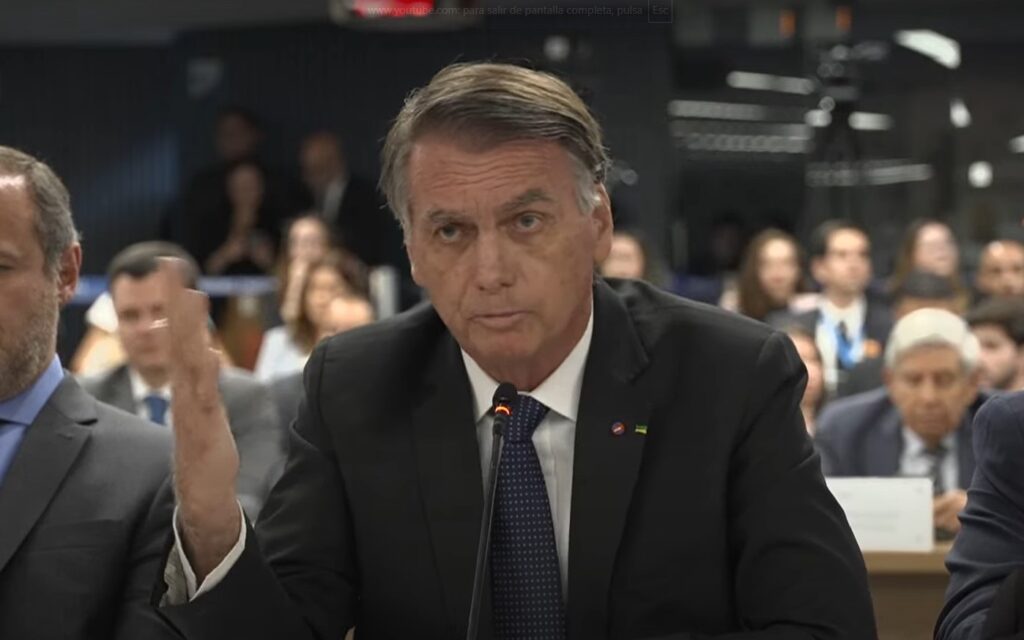 Jair Bolsonaro fue diagnosticado con “intensa esofagitis” tras una crisis de hipo y vómitos