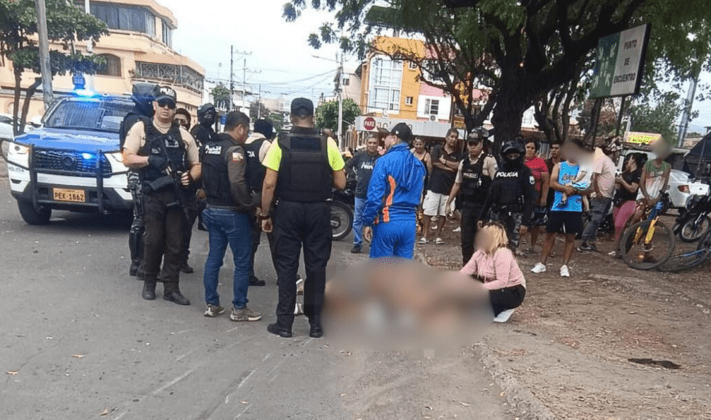 Joven motociclista es baleado en los alrededores del estadio Reales Tamarindos de Portoviejo