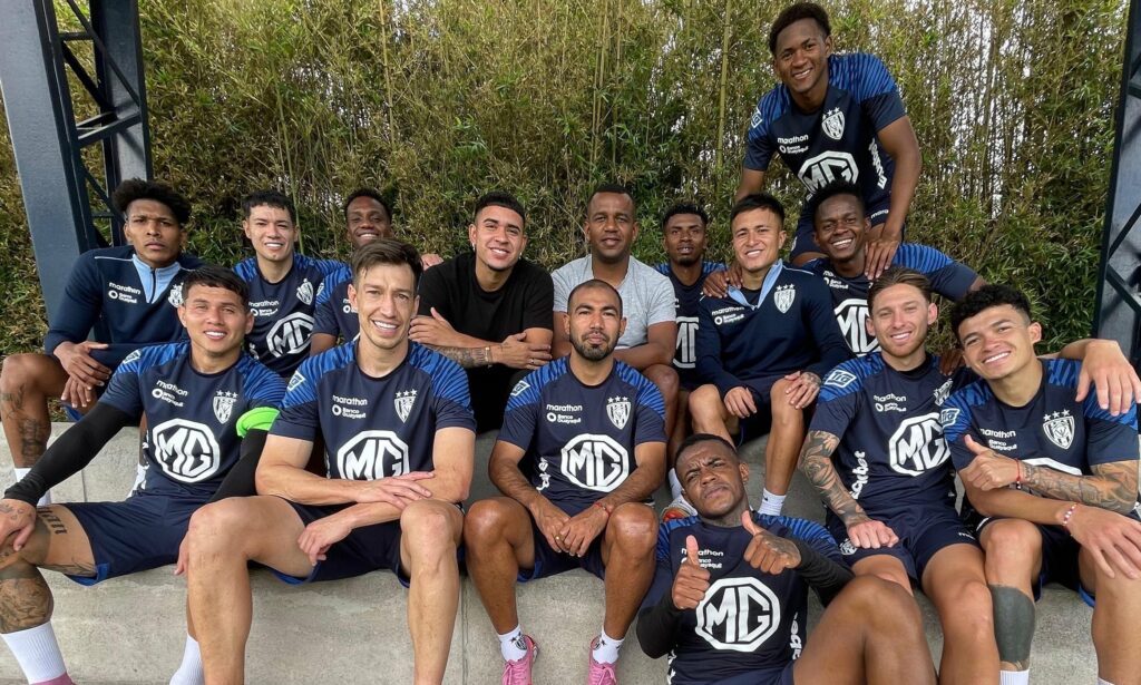 Kendry Páez se despidió de sus compañeros de Independiente del Valle y comenzará su aventura en Francia