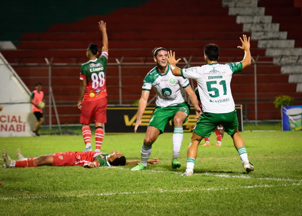 Liga de Portoviejo venció por 2-0 a Jipijapa FC y tiene un pie en la tercera fase