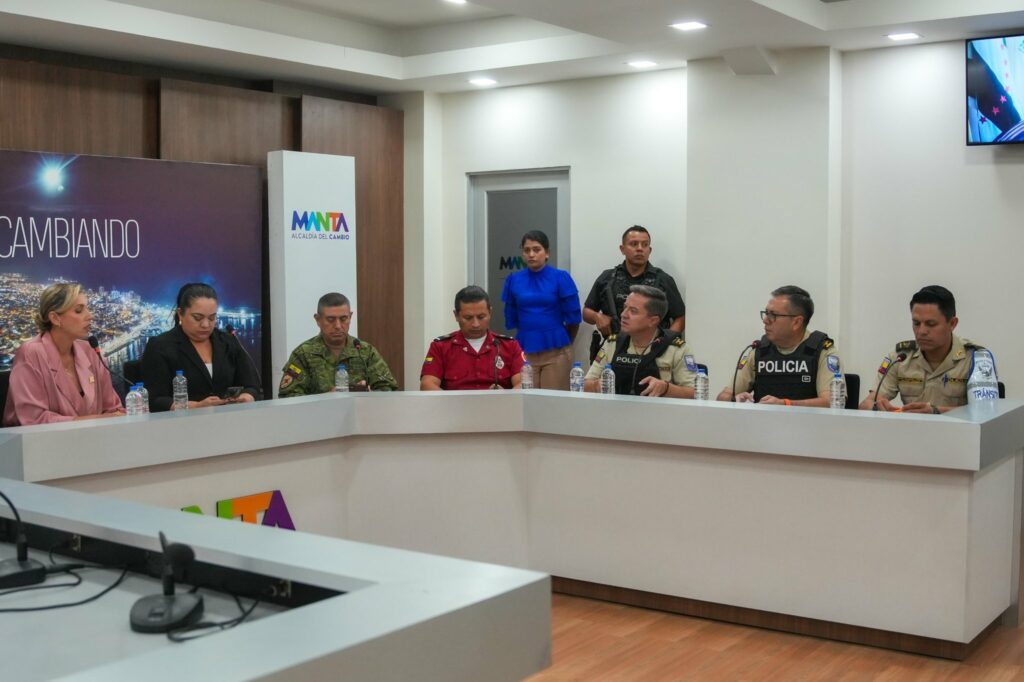 Mesa de Seguridad de Manta durante la tarde de este viernes 18 de julio.