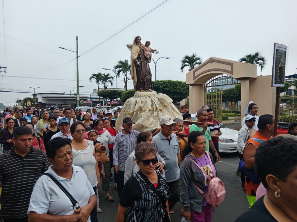Miles de devotos en El Carmen participarán en la tradicional misa y procesión en honor a la Virgen del Carmen