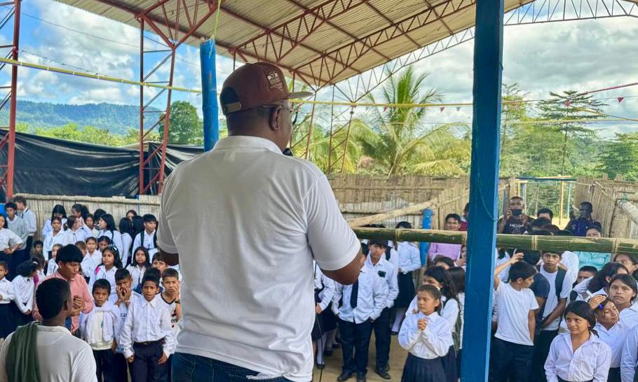 Ministerio de Educación: cronograma de matrículas en Sierra-Amazonía se mantiene pese a fusión
