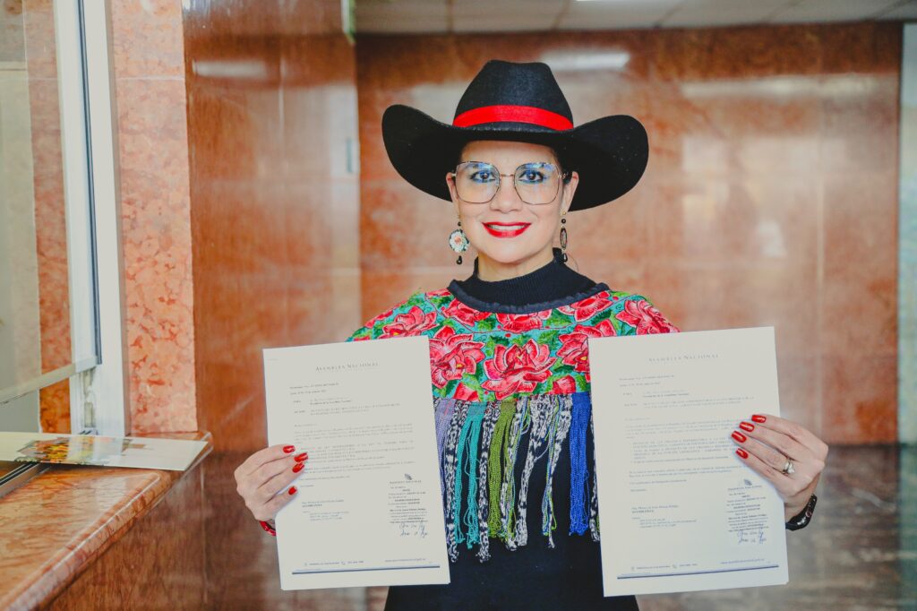 Mónica Salazar presenta dos proyectos de ley para fortalecer el trabajo legislativo y fomentar el turismo cultural