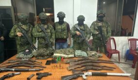 Operativos militares en Puebloviejo 10 armas de fuego y municiones decomisadas