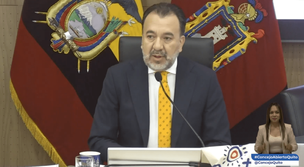 Pabel Muñoz apelará fallo judicial que devuelve el Estadio Atahualpa a la CDP
