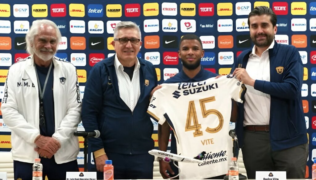 Pedro Vite firma con Pumas por cuatro años y lucirá el dorsal 45 en Liga MX
