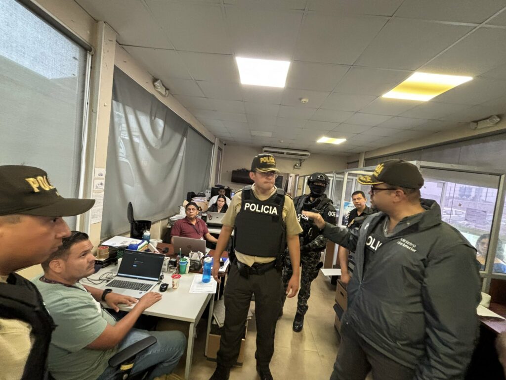 Policía asume control total de la Agencia de Tránsito en Durán tras Vínculos con redes de corrupción y crimen organizado