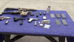 Policía incauta arsenal ilegal en operativos contra el crimen organizado en Manabí