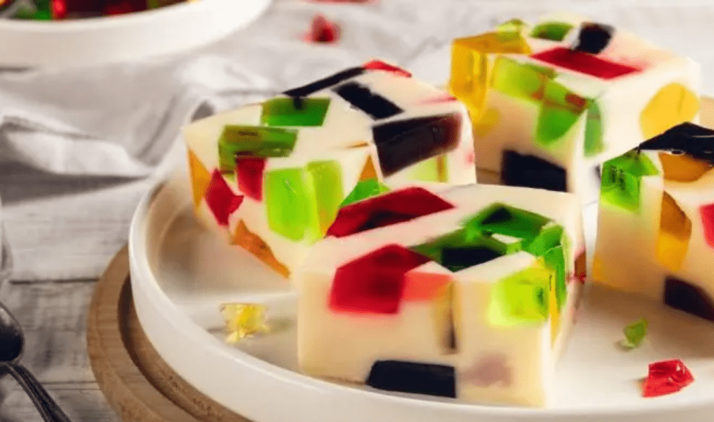 Prepara un delicioso mosaico de gelatina de forma rápida y fácil