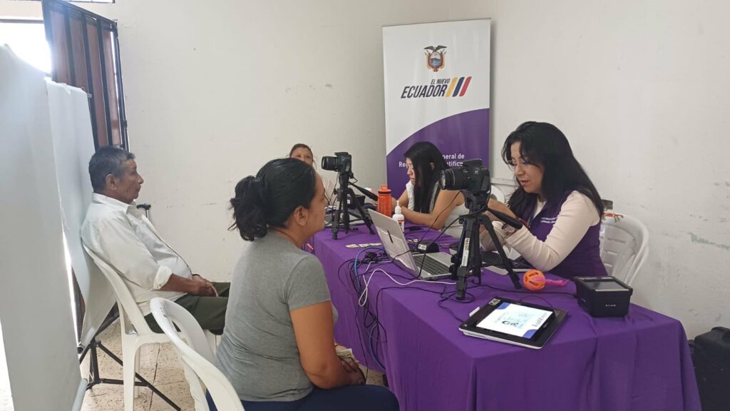 Registro Civil de Ecuador entrega más de 1.1 millones de cédulas en 2025