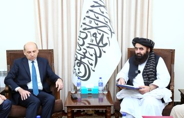 Rusia reconoce oficialmente al gobierno talibán de Afganistán.