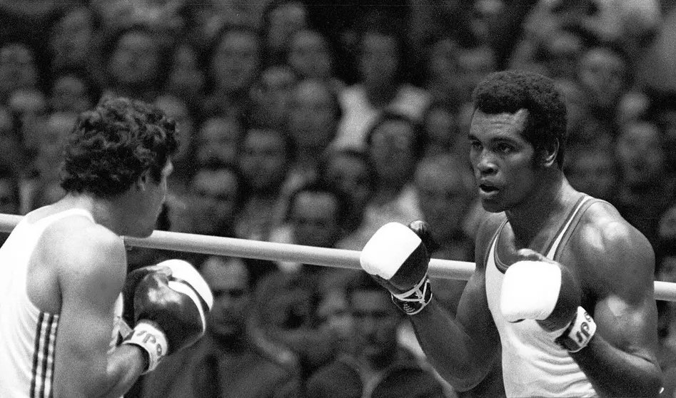 El boxeador cubano Teófilo Stevenson fue tres veces campeón olímpico y del mundo de boxeo amateur.