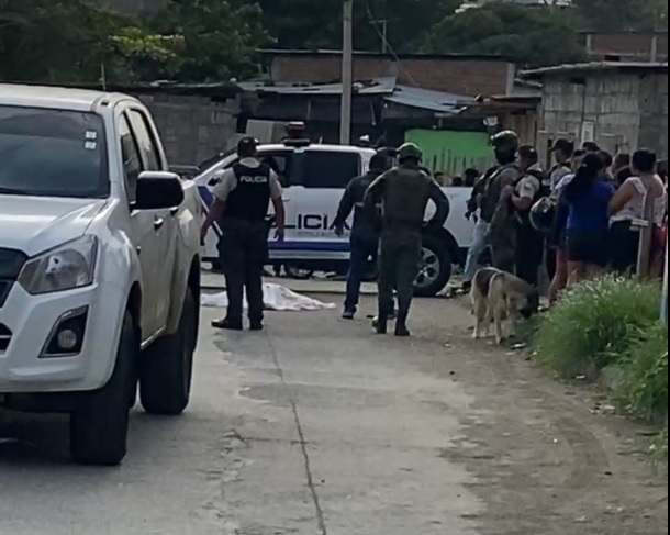 Un hombre identificado como Cristian Cajape, de aproximadamente 25 años, resultó asesinado cuando apenas amanecía este miércoles 2 de julio.