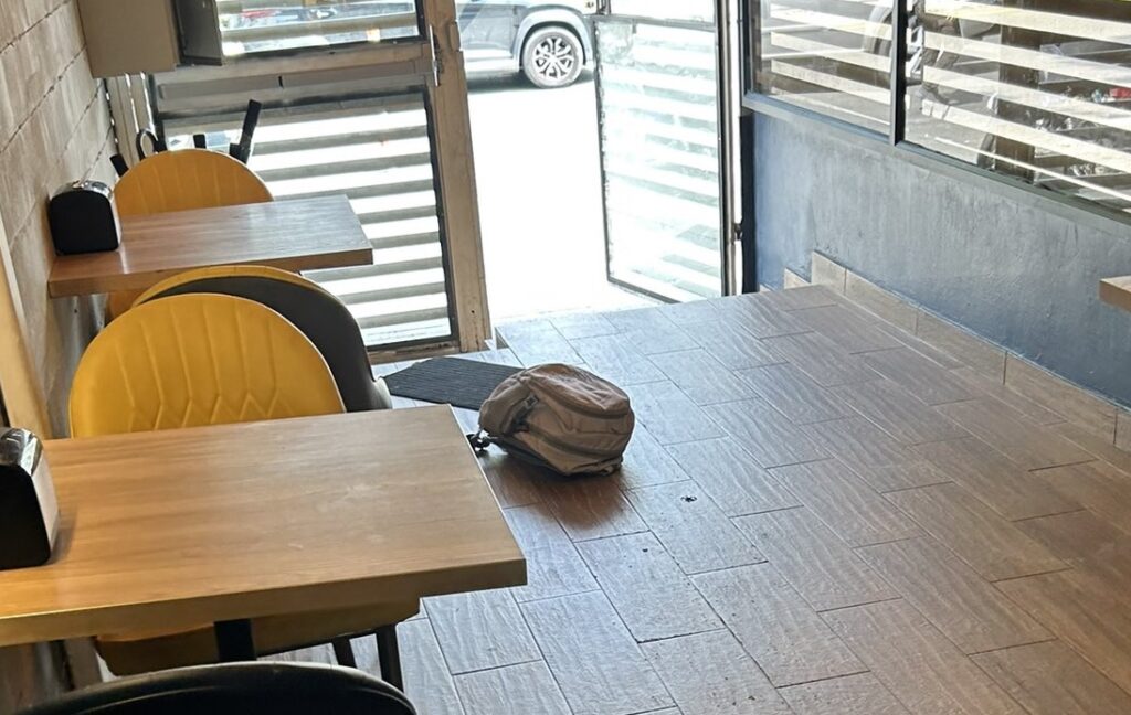 Un restaurante de parrilladas en Urdesa Central, norte de Guayaquil, resultó evacuado la tarde de este miércoles 9 de julio.