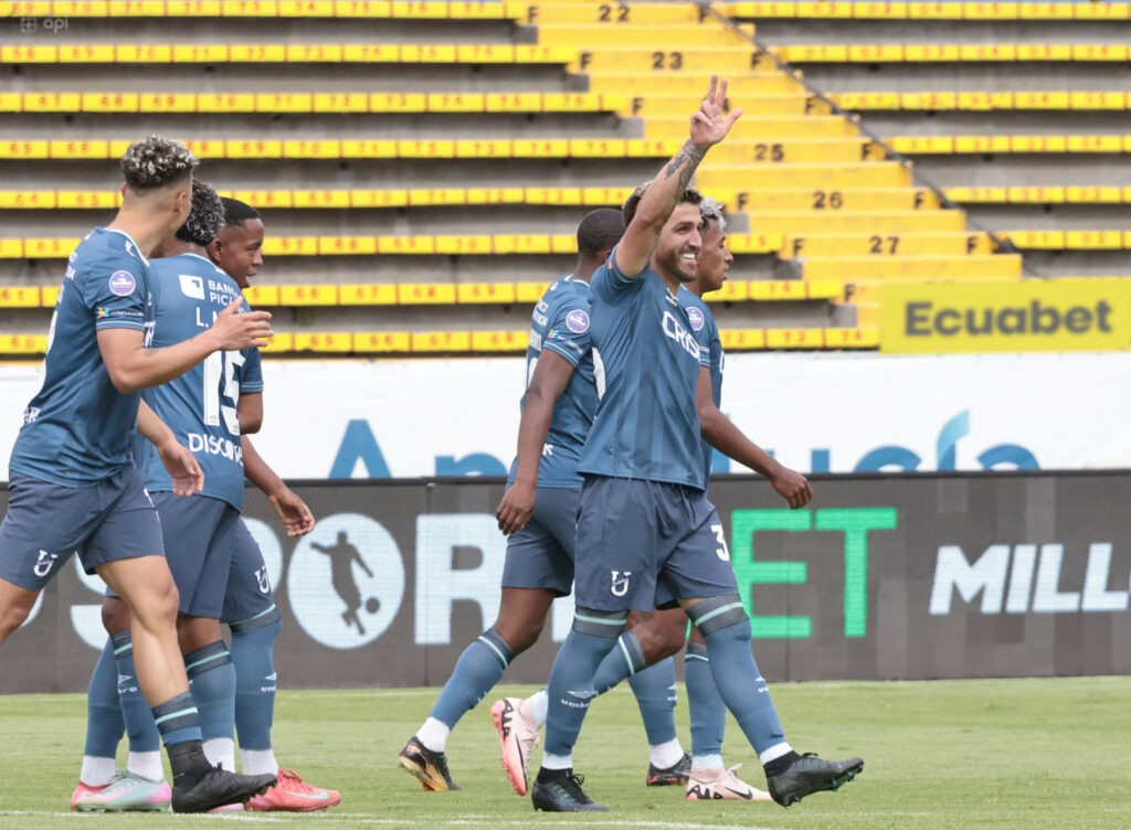 Universidad Católica golea 3-0 a Vinotinto y se ilusiona con clasificar al Hexagonal de la LigaPro