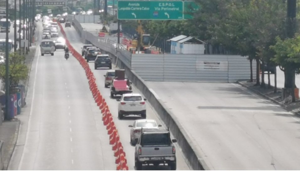 Viceministra de Ambiente revoca permiso ambiental para paso elevado en Guayaquil por inconsistencia