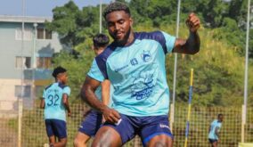 Delfín SC enfrenta demanda de Ricardo Phillips por incumplimiento contractual. FOTO: @DelfinSC.