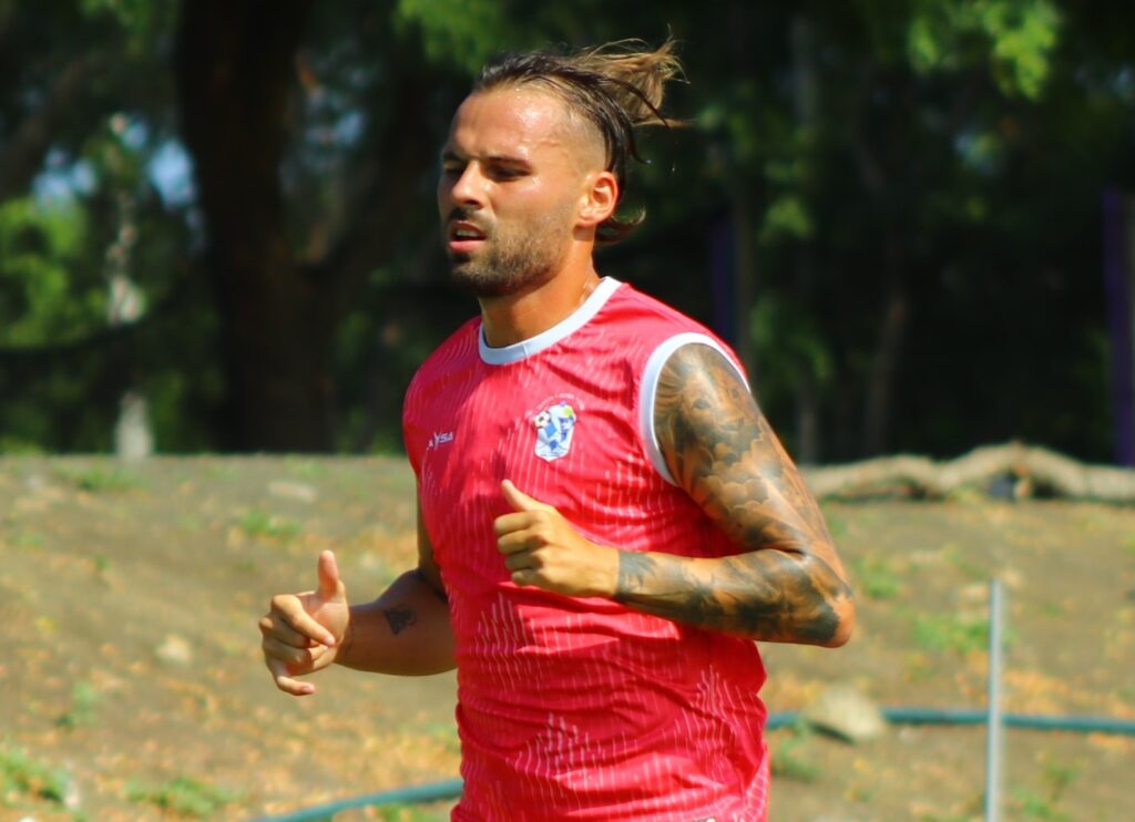 Facundo Ospitaleche, jugador del Manta FC.