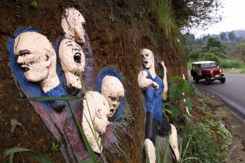 Un mural en memoria de los niños asesinados en Pereira, Colombia, por alias "La Bestia"