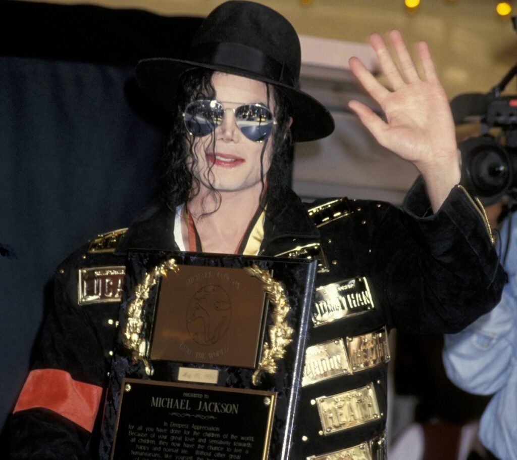 Michael Jackson falleció a los 50 años a causa de una sobredosis de propofol, un anestésico potente administrado por su médico personal, Conrad Murray. FOTO: michaeljackson (Instagram).