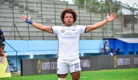 Erick Mendoza, ha marcado 6 goles esta temporada en Delfín SC.