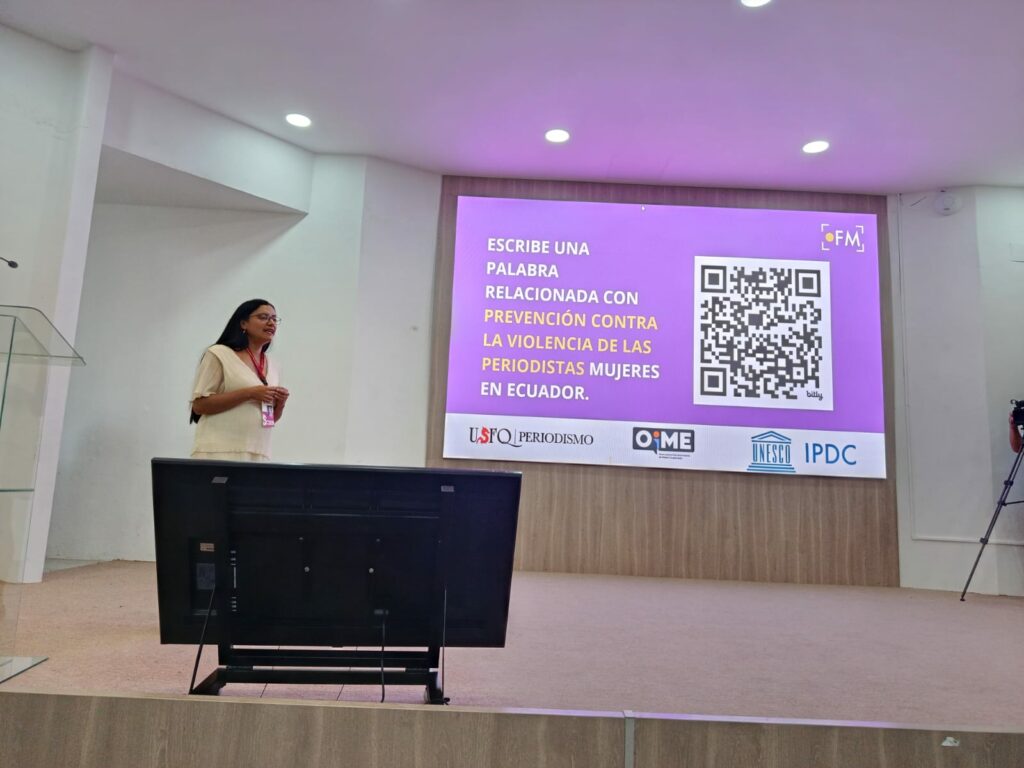 El informe Periodismo en Violeta fue presentado la semana anterior en Manta, donde se analizó las desigualdades de las mujeres en el periodismo ecuatoriano entre 2020 y 2024.