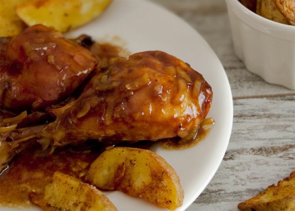 Esta receta de pollo con cola te salvará el almuerzo sin gastar de más