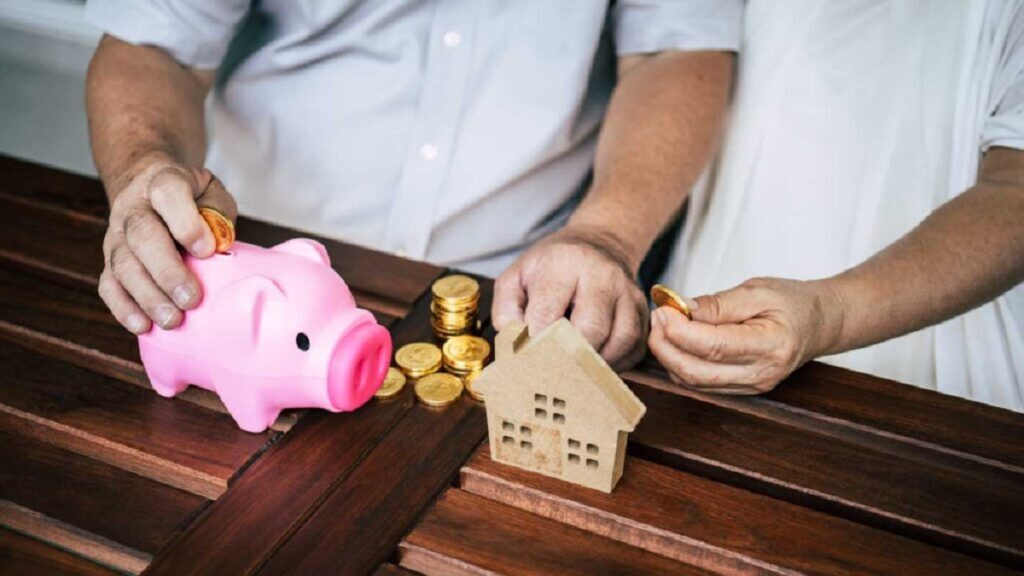 Familias planean ahorros a largo plazo para proyectos como remodelaciones y negocios.
