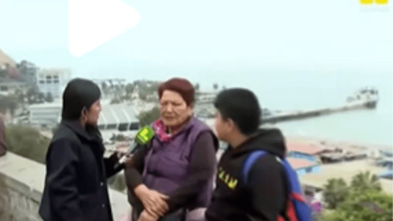 El país en alerta y ella va al mar: abuela causa furor por llevar a su nieto a la playa