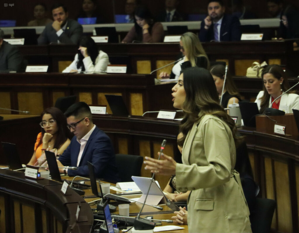 Ecuador impulsa nuevo proyecto para controlar capitales y reforzar vigilancia a fundaciones