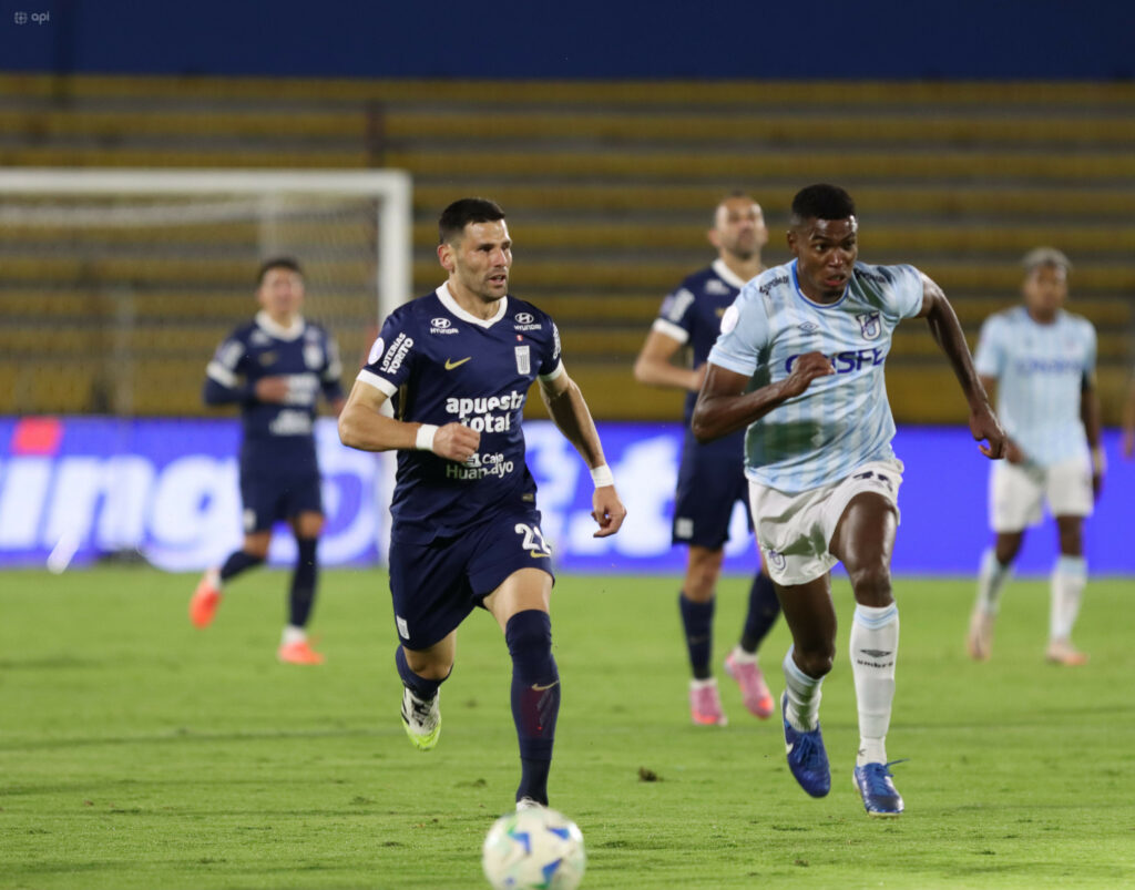 Alianza Lima venció a Universidad Católica y se clasificó a los cuartos de la Sudamericana