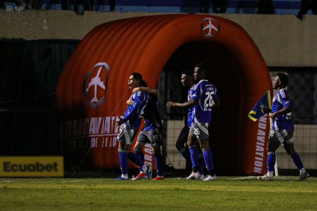 "Aquellos que creían que Emelec iba camino al cementerio, se equivocaron", afirma Jorge Guzmán, presidente de los 'millonarios'