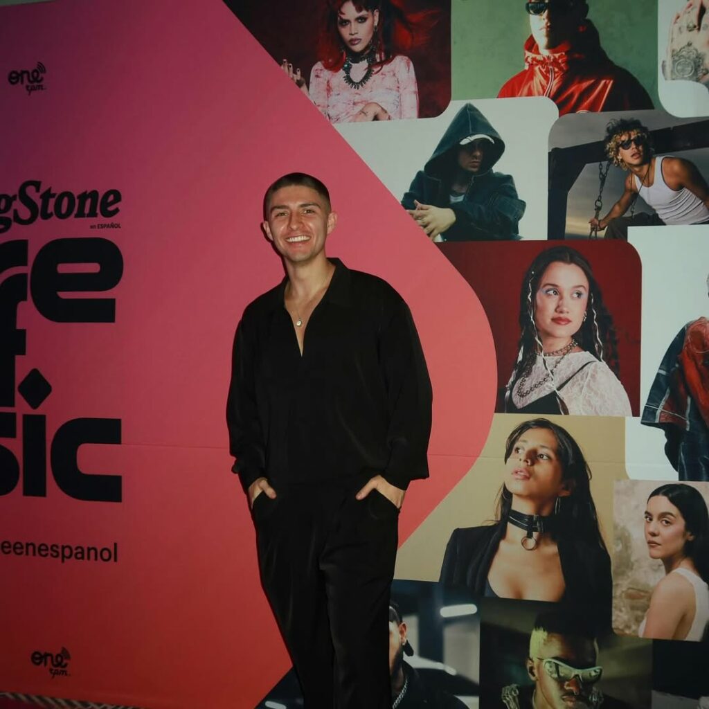 Álex Ponce hace historia: primer ecuatoriano nominado a los Premios Juventud 2025