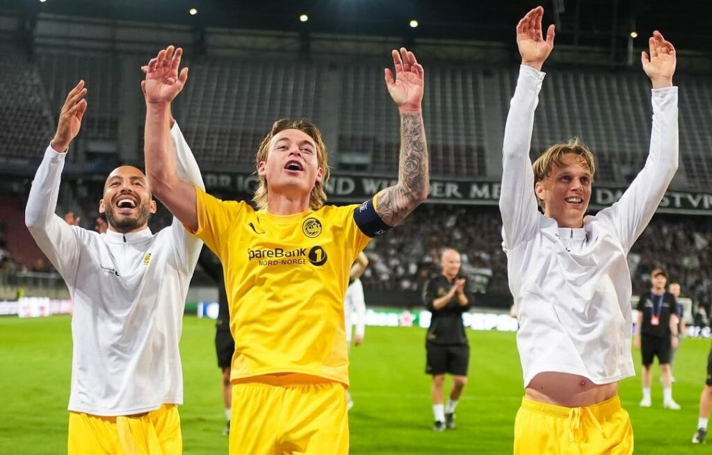 BodøGlimt de Noruega celebra su clasificación a la fase de grupos de la Champions League
