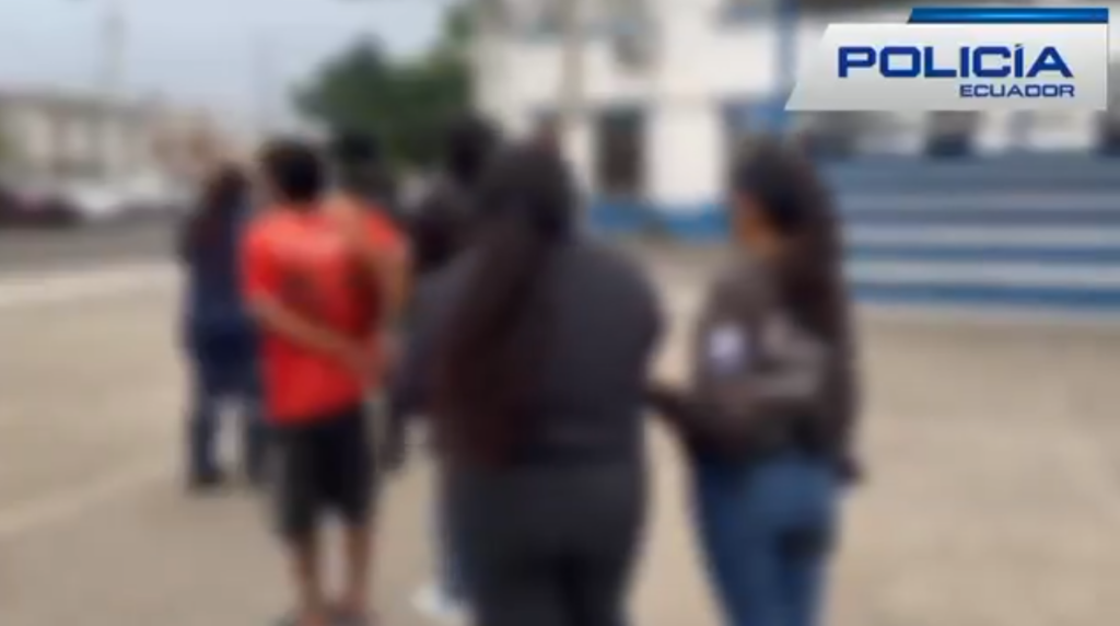 Capturan a tres personas por extorsión a médicos en Machala, El Oro